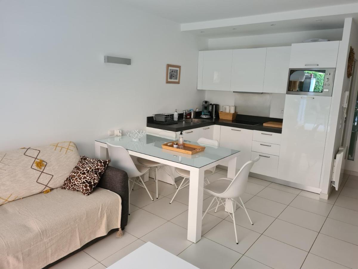 Le Lodge, T2 Classe 3 Etoiles Avec Jardin, Parking, Piscine & Mer A 2 Pas Μεντόν Εξωτερικό φωτογραφία