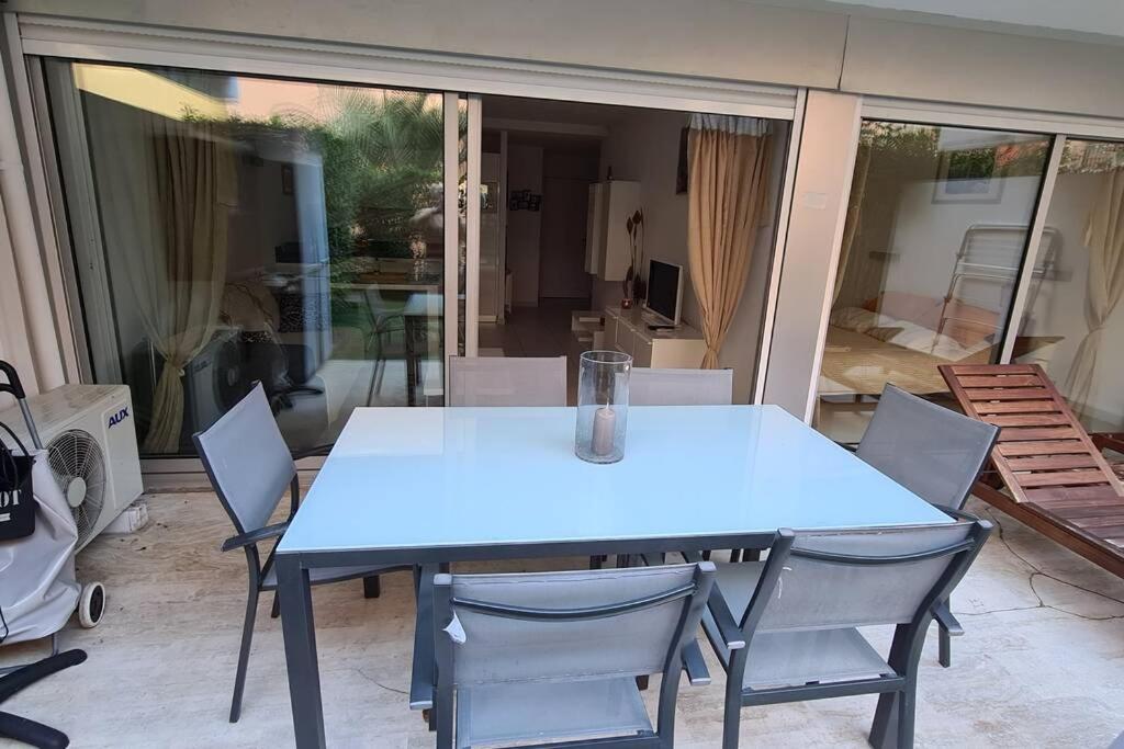 Le Lodge, T2 Classe 3 Etoiles Avec Jardin, Parking, Piscine & Mer A 2 Pas Μεντόν Εξωτερικό φωτογραφία