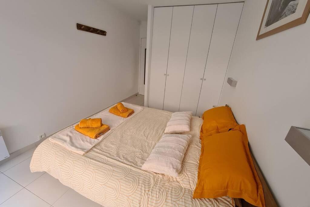 Le Lodge, T2 Classe 3 Etoiles Avec Jardin, Parking, Piscine & Mer A 2 Pas Μεντόν Εξωτερικό φωτογραφία